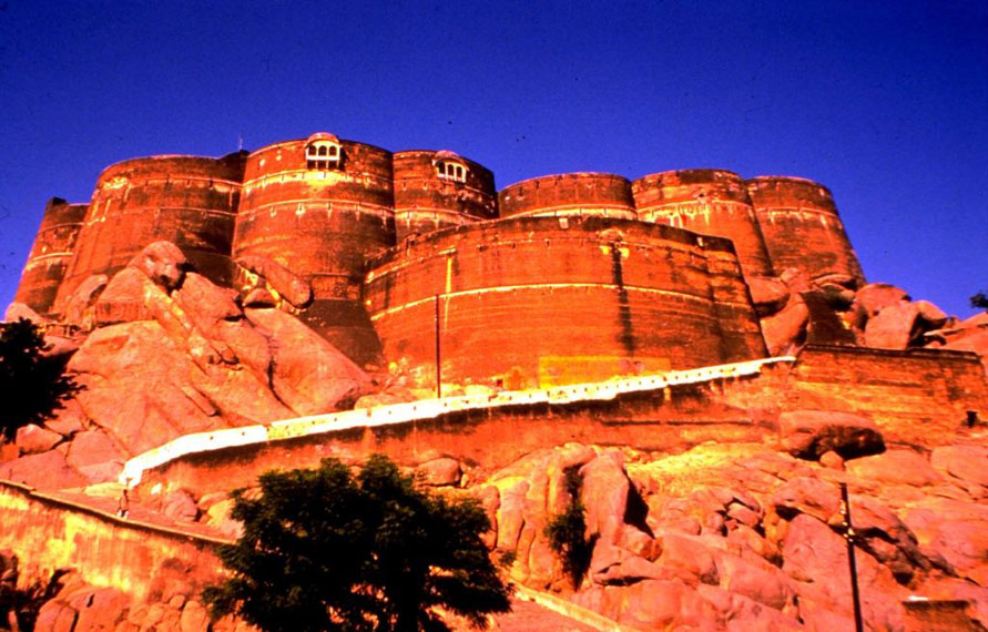 11 Days Golden Triangle Tour with Shekhawati