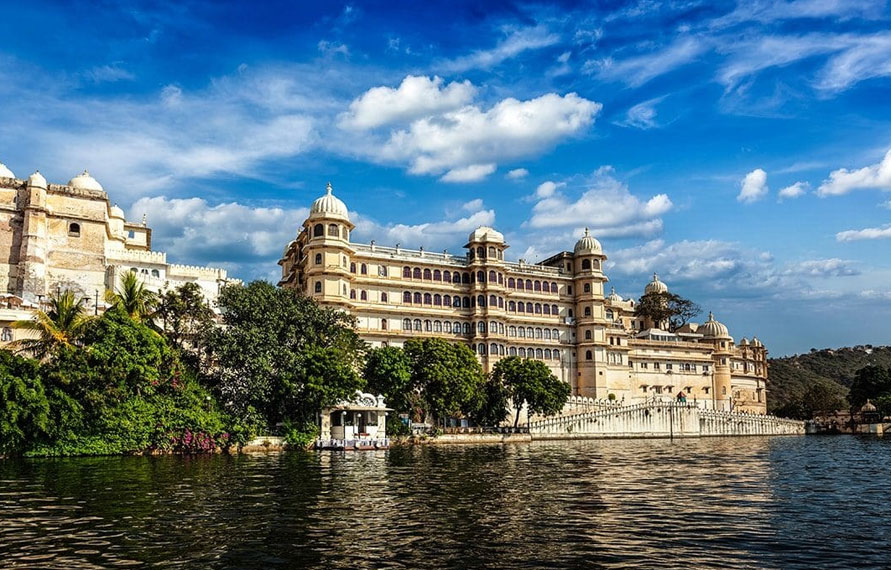 8 Days Golden Triangle Tour With Udaipur